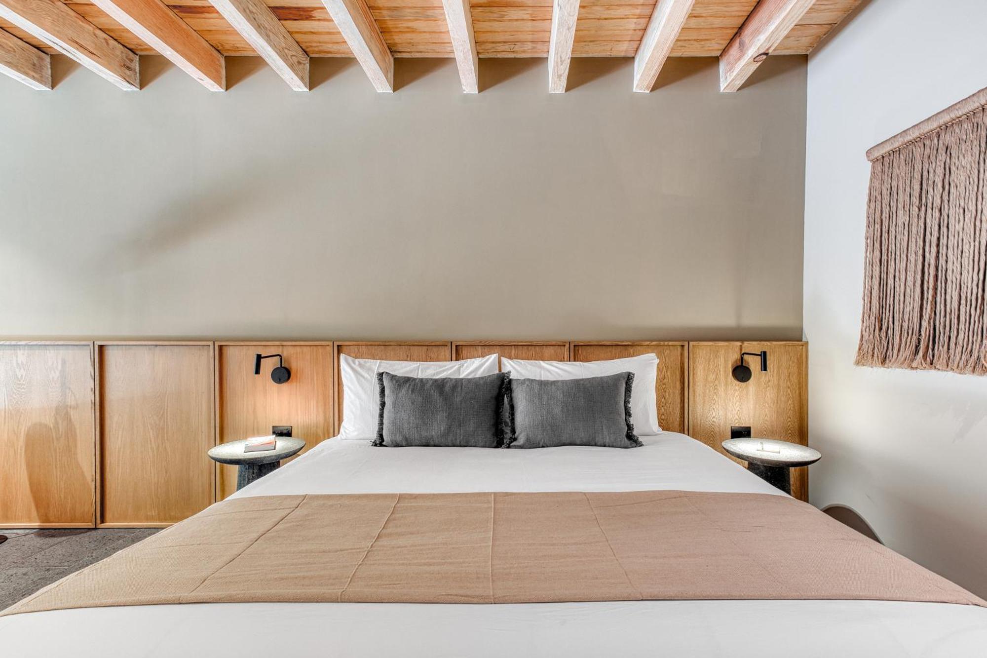 Onto Alvaro Obregon Mexico City Room photo